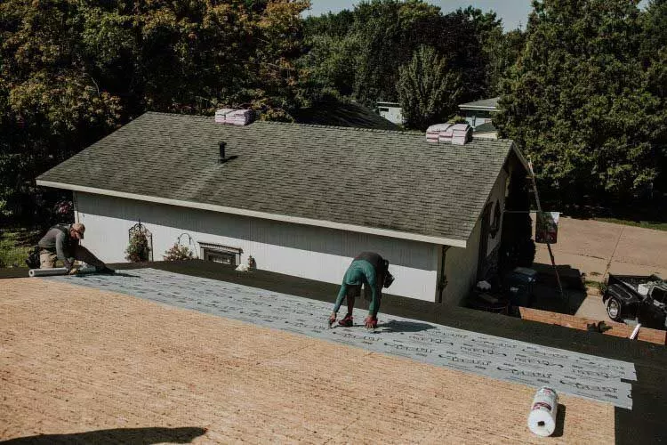 3 Reasons to Get Your Roof Done in the Fall
