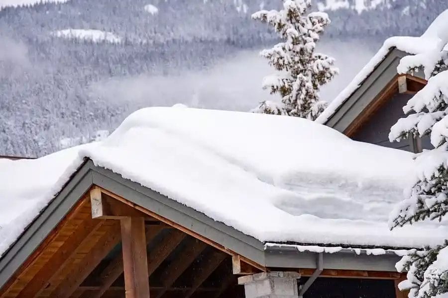 Winter and Your Roof – Things to Watch Out For